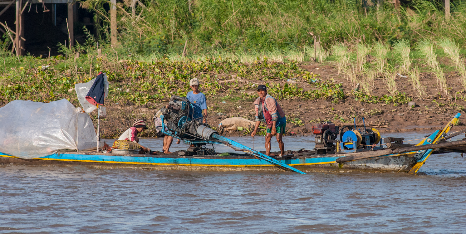 PhnomPehn TonleSap Nov2009 038