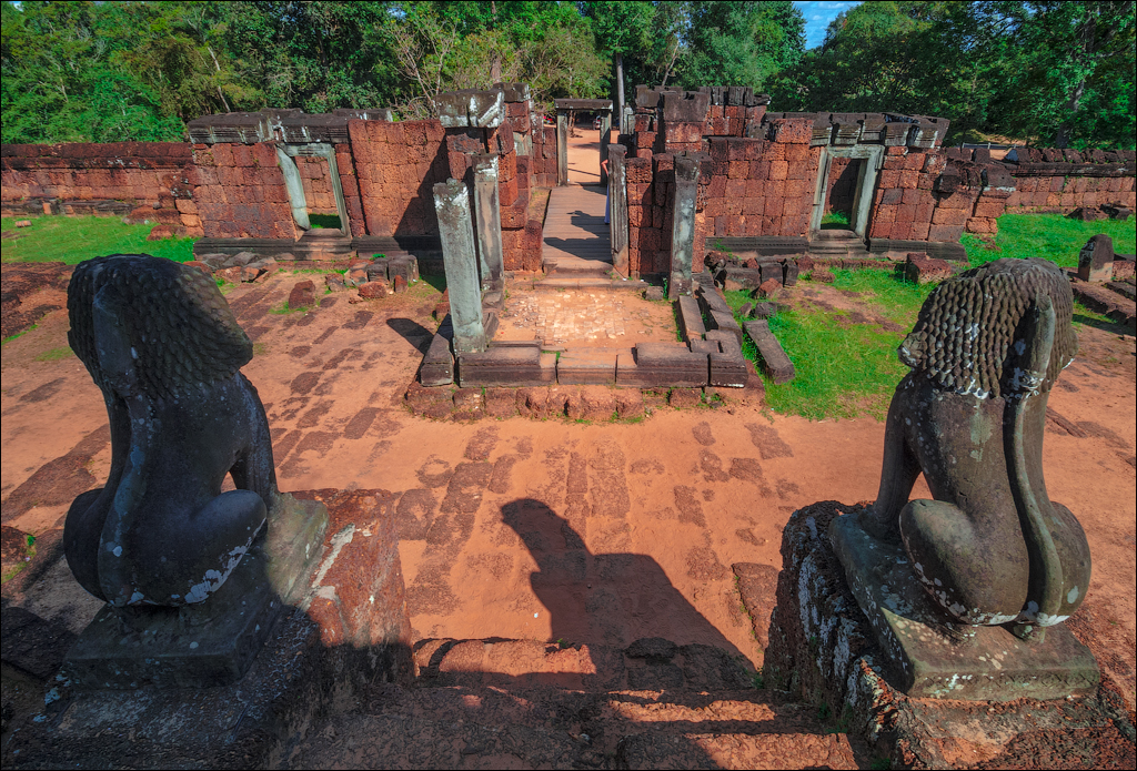 MinorTemples Appsaras Nov2009 012