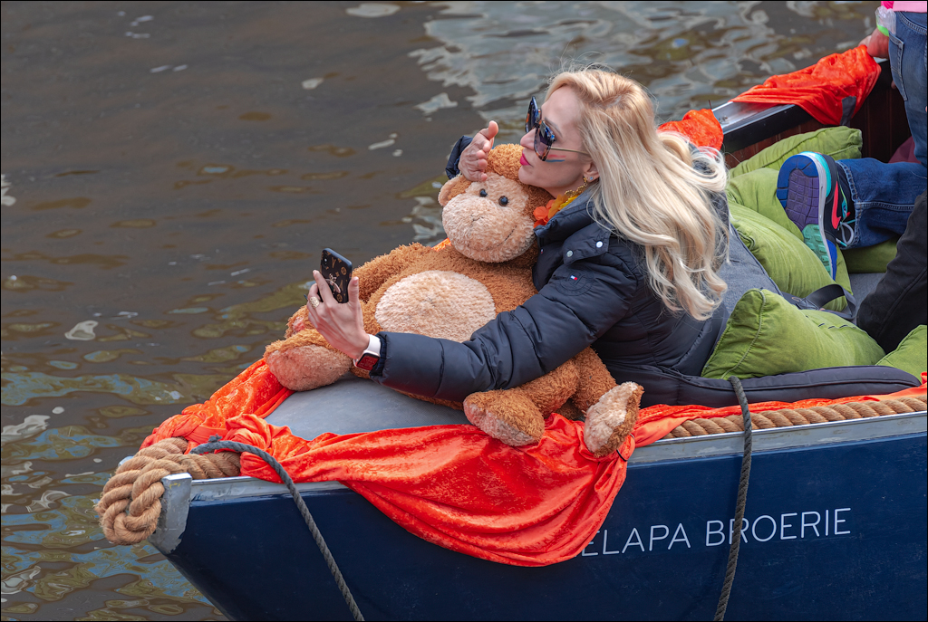 Amsterdam 20220427213