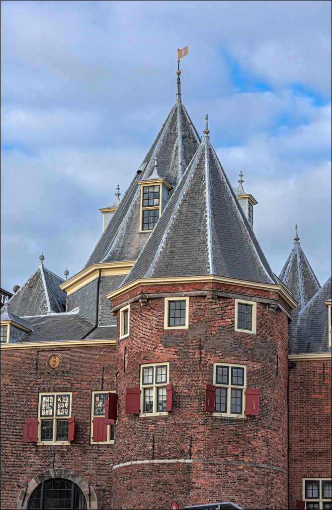 Amsterdam 20220427225